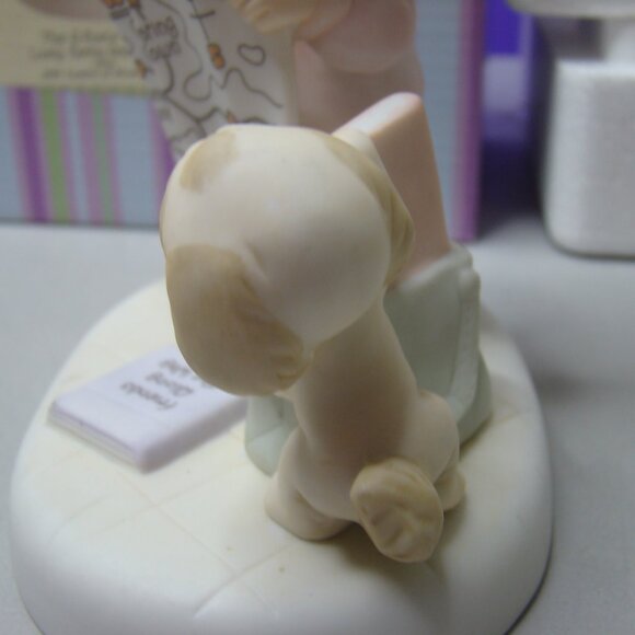 Precious Moments Map A Route Toward Loving Caring, Sharing 2005 Membership C0025 - Picture 6 of 16